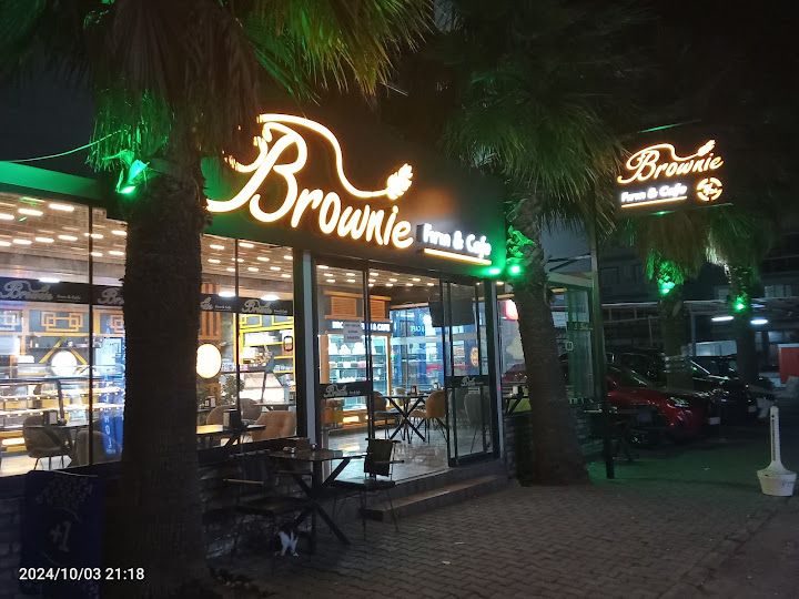 Brownie Firin Cafe