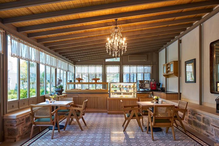 Cafe By Jocelyne