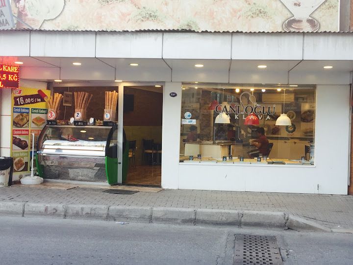 Canlıoğlu baklava