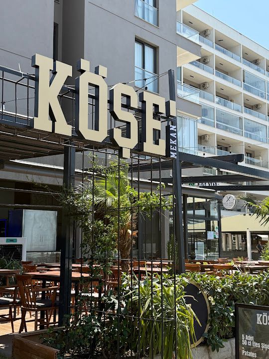 Köşe Mekan