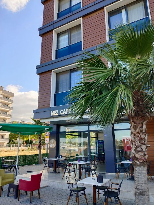 Nez cafe patisserie