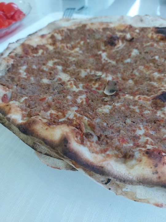 Özenen pide