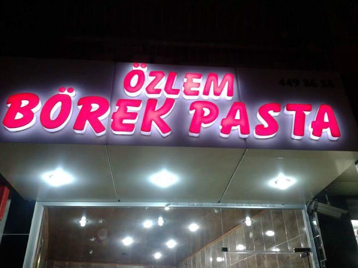 Özlem börek pasta