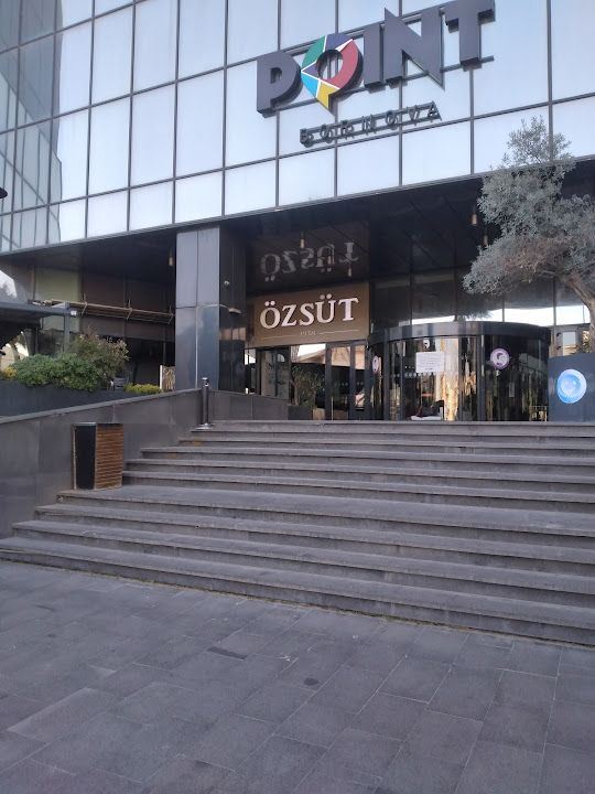 Özsüt Point Awm