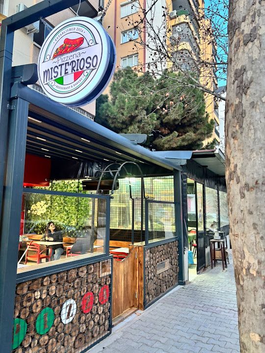 Pizzeria misterioso