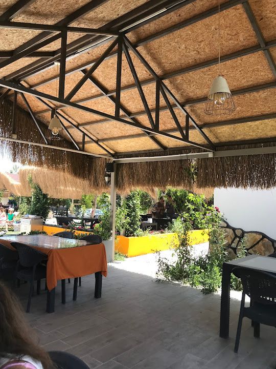 Pool Park Restaurant