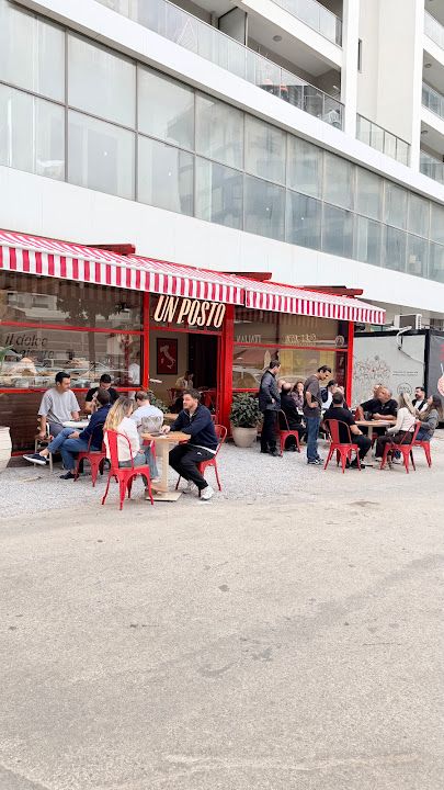 Un posto bornova