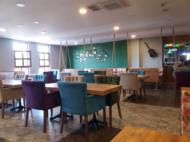 Salıncak Cafe
