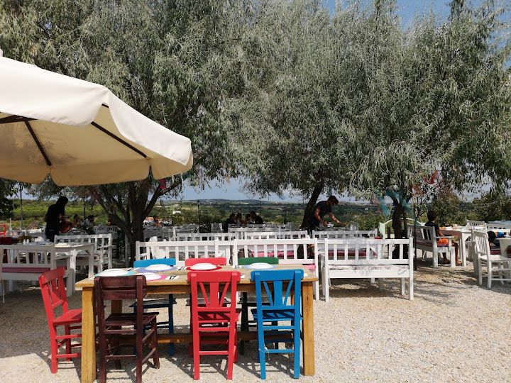 Karadut Restaurant Ve Bağ Evleri