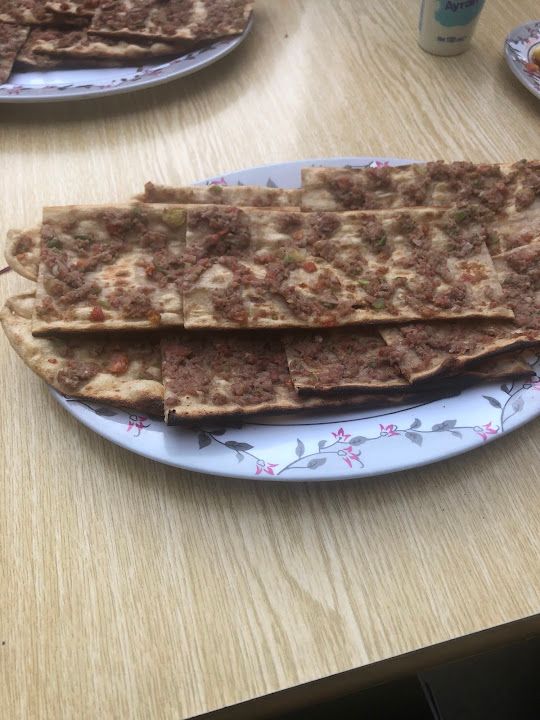 Köşk Etli Ekmek