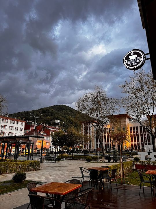 Akgüloğlu Coffee