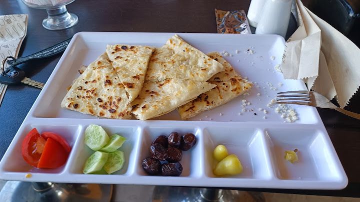 Atatürk Barajı Seyir Yeri Kafe
