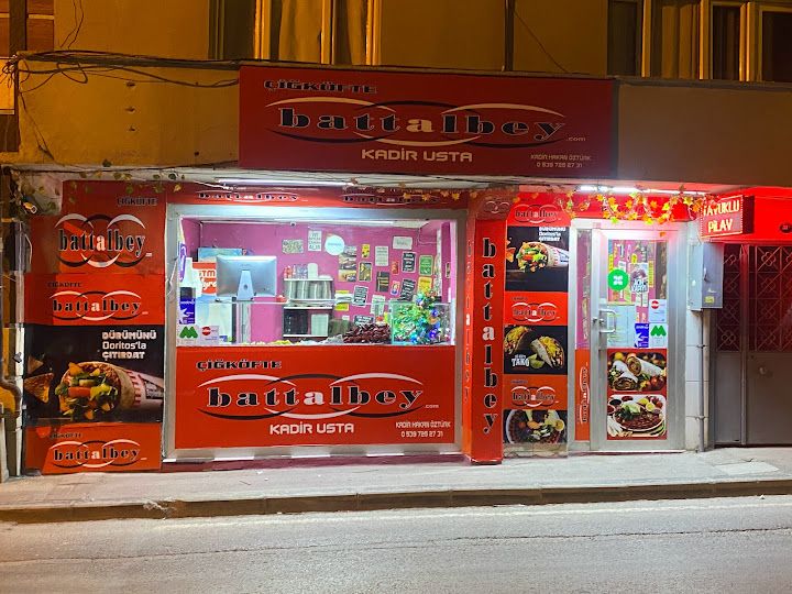 Battalbey Çiğ Köftecisi Kadir Usta