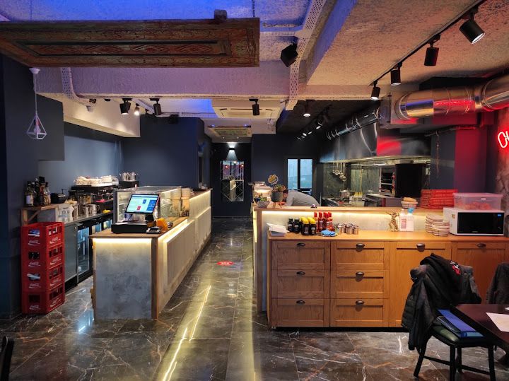 Bolemo Cafe Restaurant