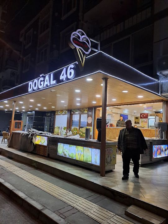 Doğal 46 dondurma ve tatlı sarayı