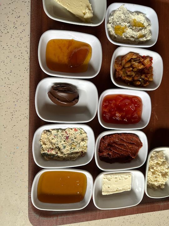 Kaynaklar Serpme Kahvaltı