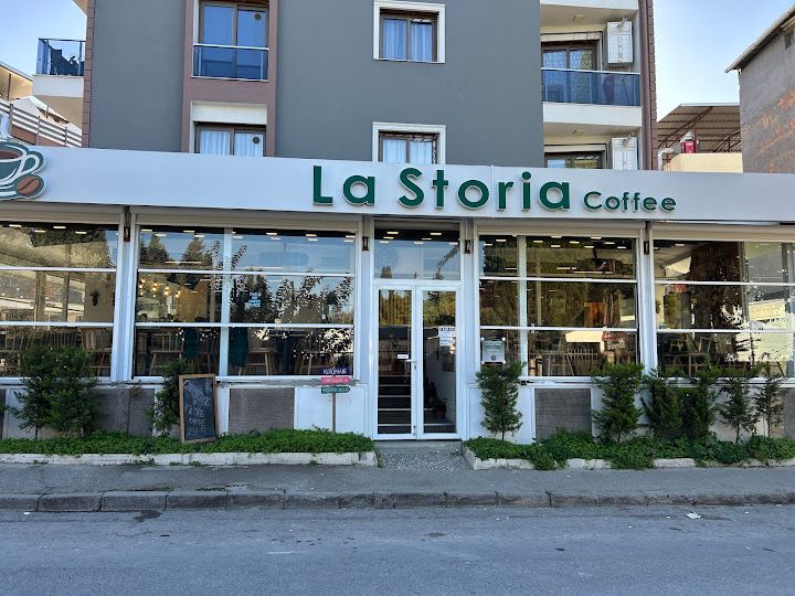 La Storia Coffee Shop Buca