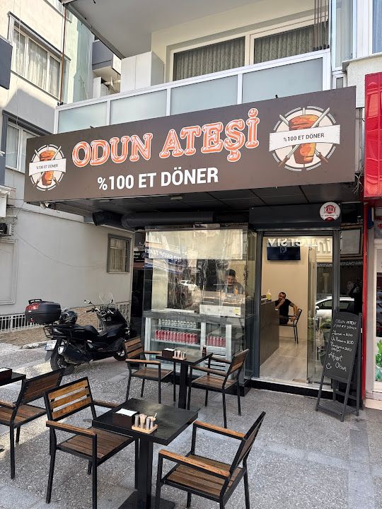 Odun ateşi et döner