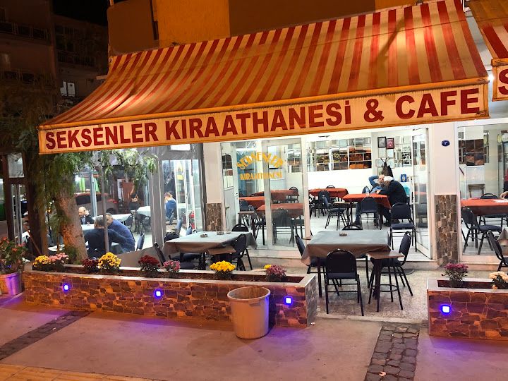 Seksenler Kahvehanesi