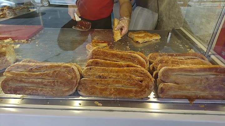 Tarihi sarıyer börekçisi