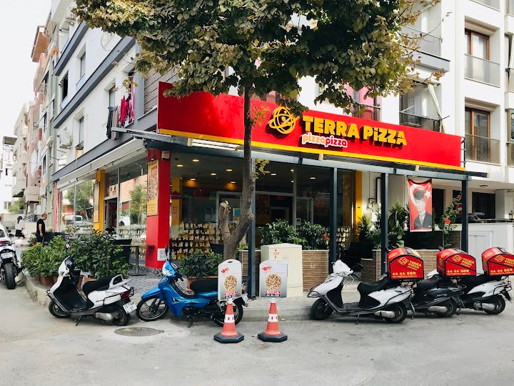 Terra pizza - buca heykel
