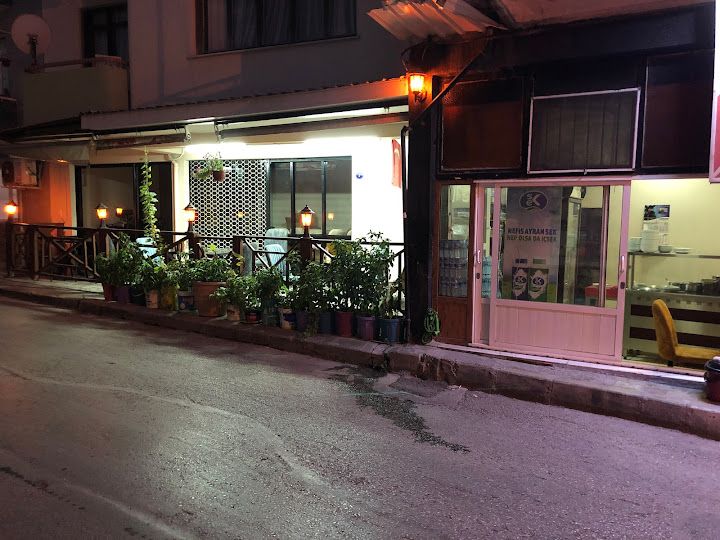 Üç kardeşler kokoreç