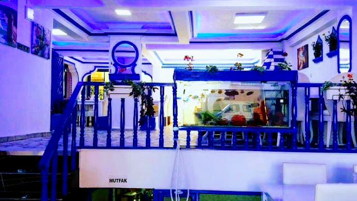 Mavi Beyaz Restoran ve Cafe