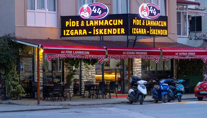 44 Pide
