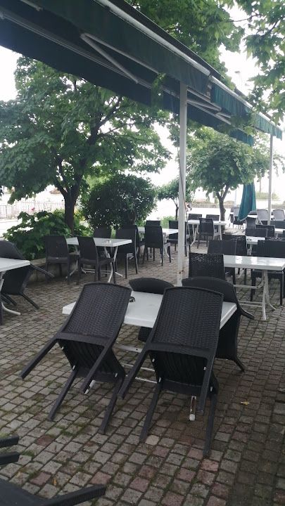Belediye Çay Bahçesi Ersin'in Yeri
