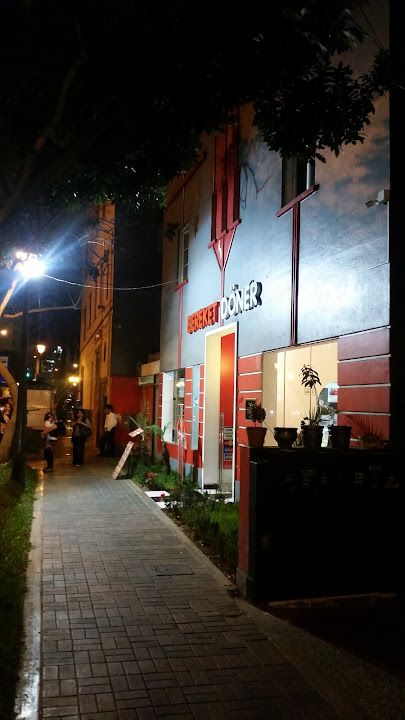 Bereket Döner İstanbul Büyükçekmece Mimaroba Şubesi