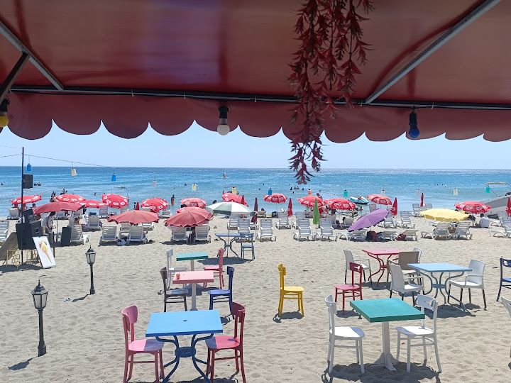 Luba Beach Cafe