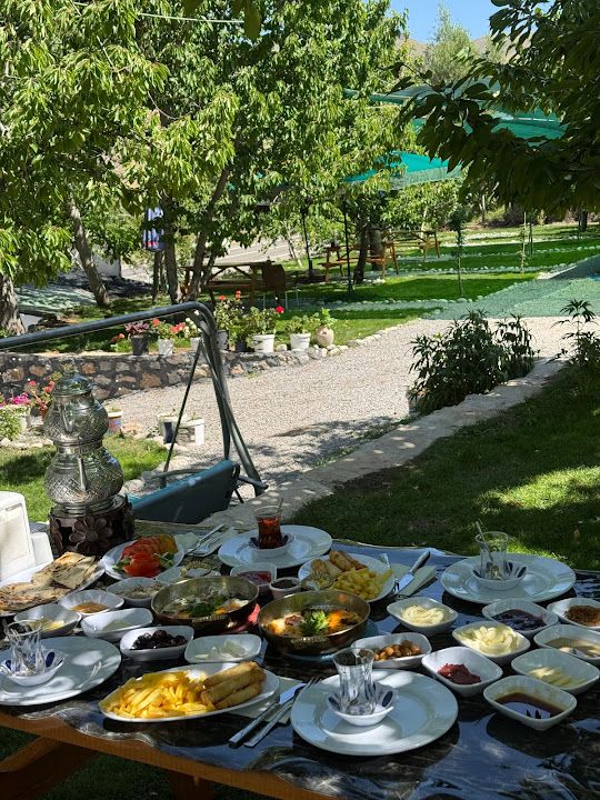Erenler Kahvaltı Bahçesi