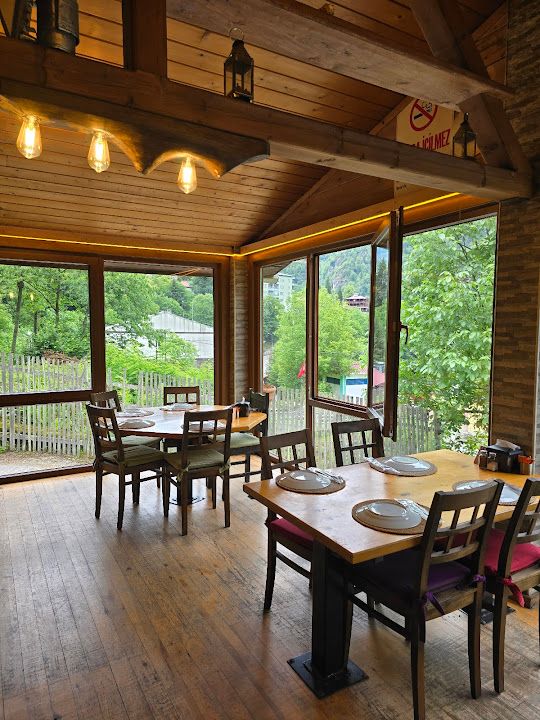 Sini Cafe & Restoran