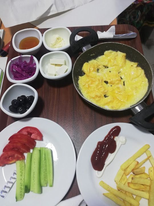 Bülbül Kahvaltı ve Çay Salonu