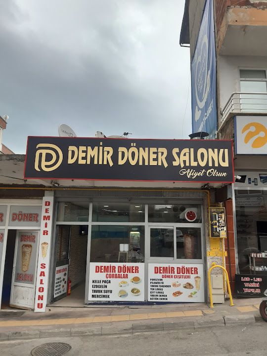 Demir döner salonu