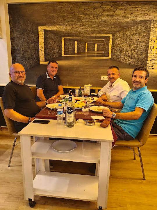Altın Kadeh Restoran