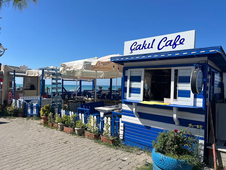 çakıl cafe