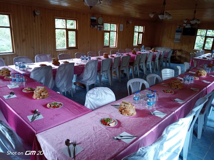 Güzeloğlu Alabalık Tesisi Ve Restoran