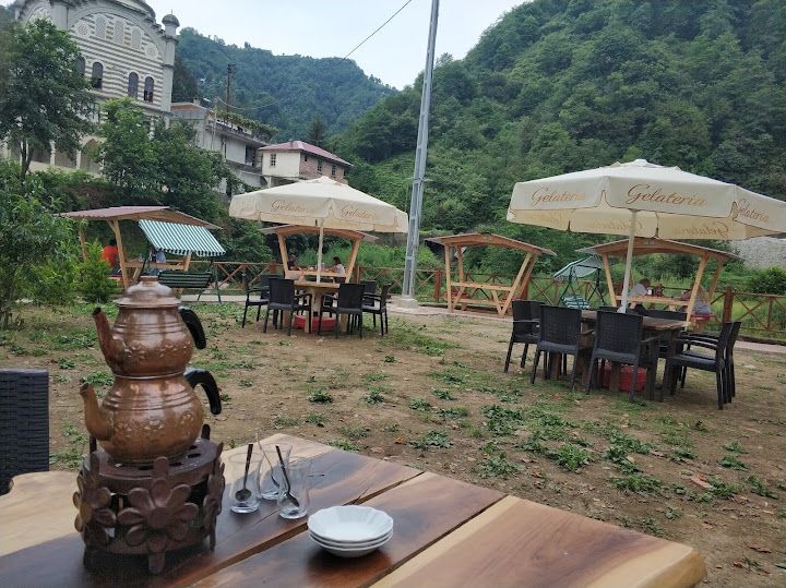 Deremen Garden Cafe
