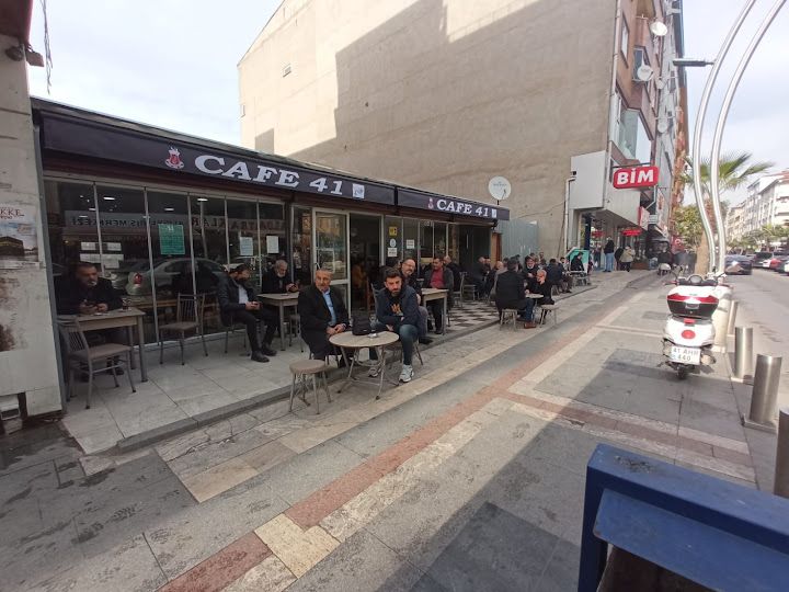 Cafe41
