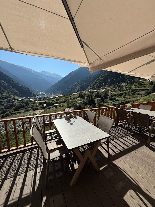 Balkon cafe restorant