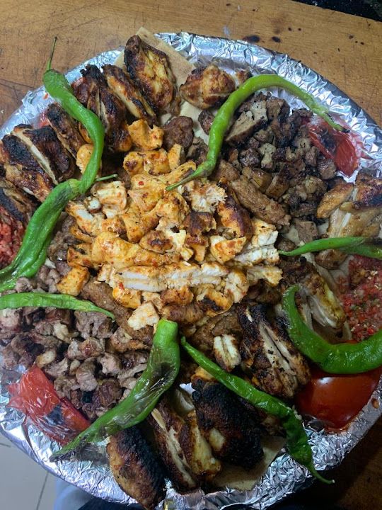 Kirazoğlu etli ekmek ve kebap salonu
