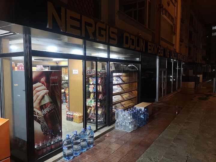 Nergis Odun Ekmek Fırını