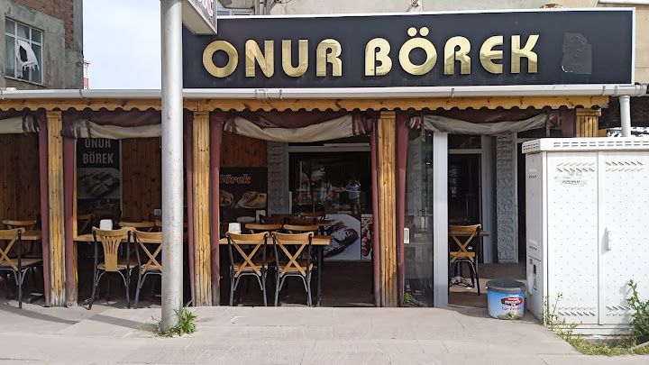 Onur Börek
