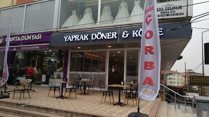 Yaprak Döner Köfte Çorba