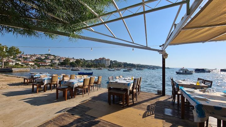 Ali'nin yeri ıldırı balık restaurant