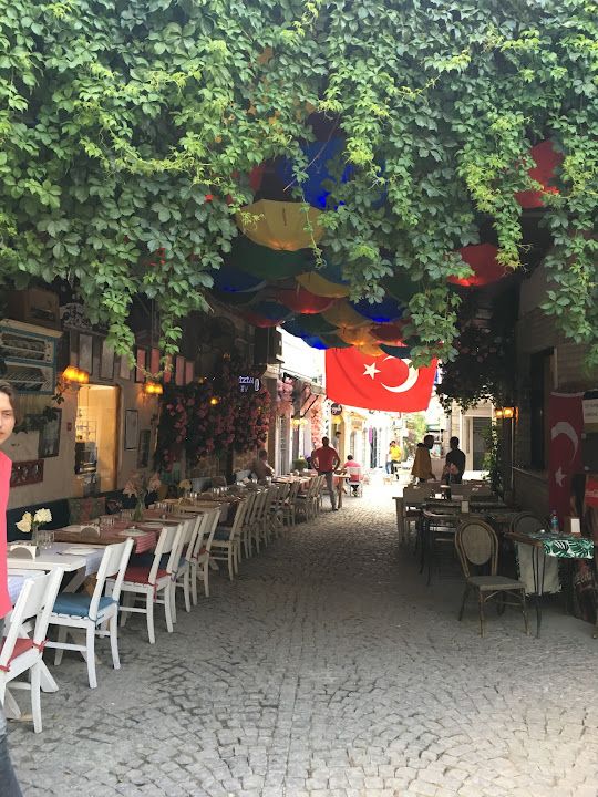 Bizim ev restaurant alaçatı