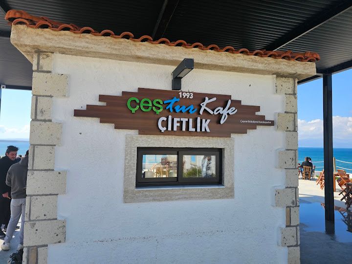 Çiftlik Cafe