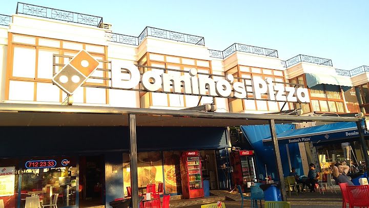 Domino's pizza çeşme