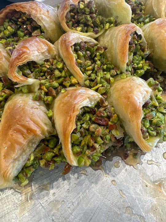 Fıstık Baklava - Çeşme Otogar Şubesi